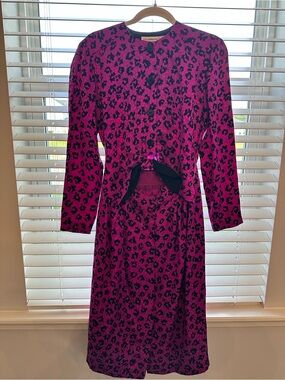 VTG Liz Claiborne 100% Silk Long Sleeve Mid-drift Cutout Button Front Dr…